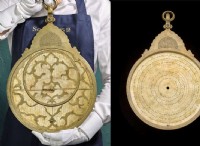 古代インドのアストロラーベ – 400年前の天体器具 – オークションに 
