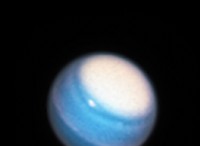 天王星：驚くべき熱と氷の巨人に関する新たな洞察 